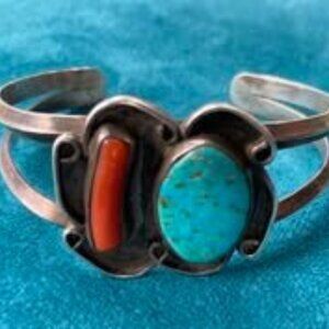 Lovely SIGNED Navajo Old Pawn Coral & Turquoise Carinated Cuff Bracelet